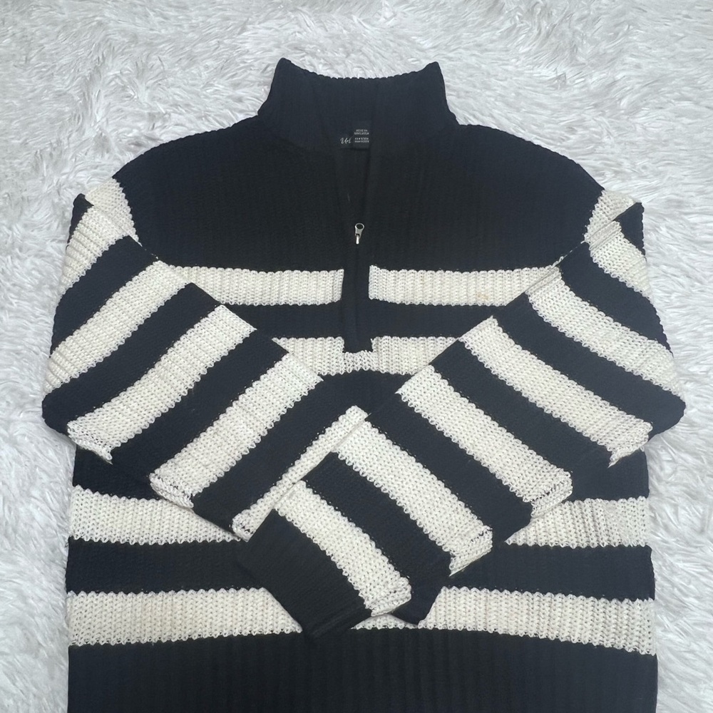 Urban Heritage Black Half-Zip Sweater